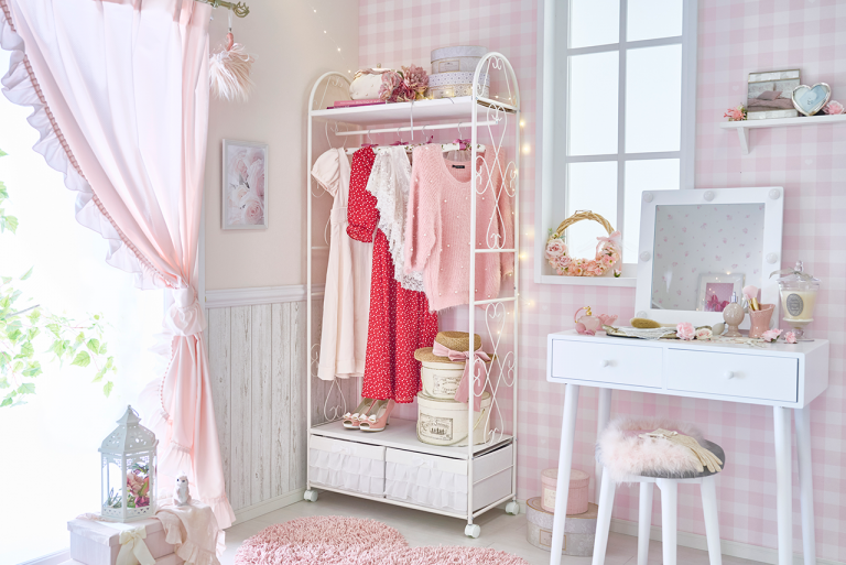 かわいいハンガーラック特集｜かわいく収納してお部屋のイメージアップ 