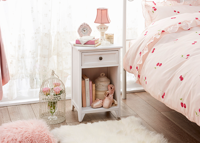 ナイトテーブル 扉と引き出し　素朴でかわいい雰囲気 収納家具 飾り台 サイドテーブル フランス アンティークフレックス　65113 ナイトテーブル 扉と引き出し 素朴でかわいい雰囲気 収納家具 飾り台