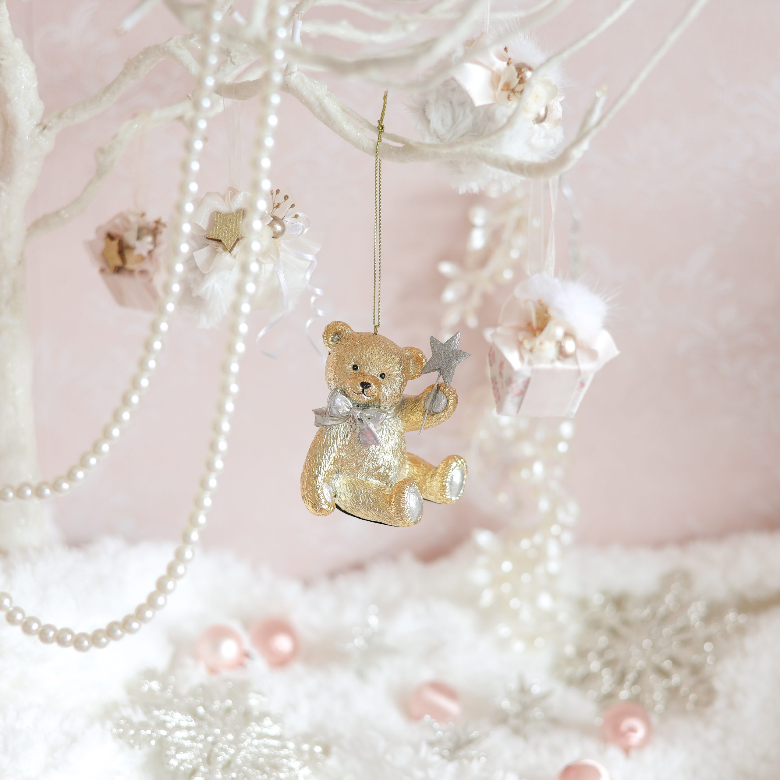 クリスマスアイテム（クリスマスツリーくまちゃんオーナメント画像）
