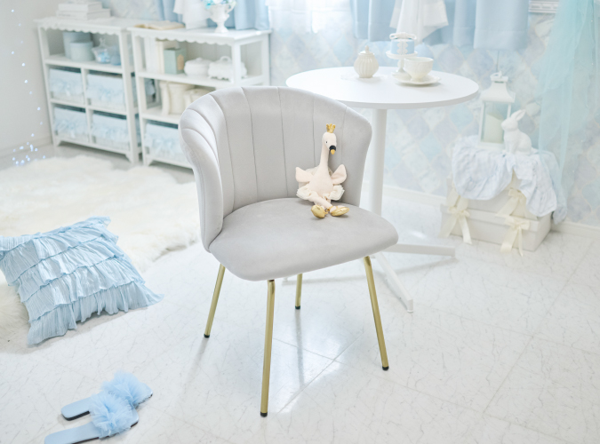 ダスティカラーのダイニングチェア(シェル・ラウンド)/ベロアの画像