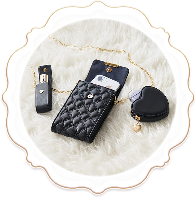 お出かけのマストアイテムをコンパクトに持ち運べる♪